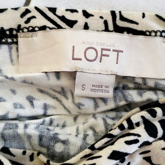 Loft size small summer dress - Picture 2 of 3